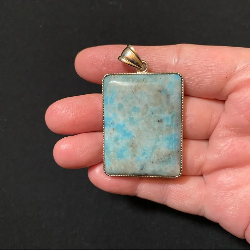 VGT Silver-Tone Turquoise Pendant - Picture 3 of 8